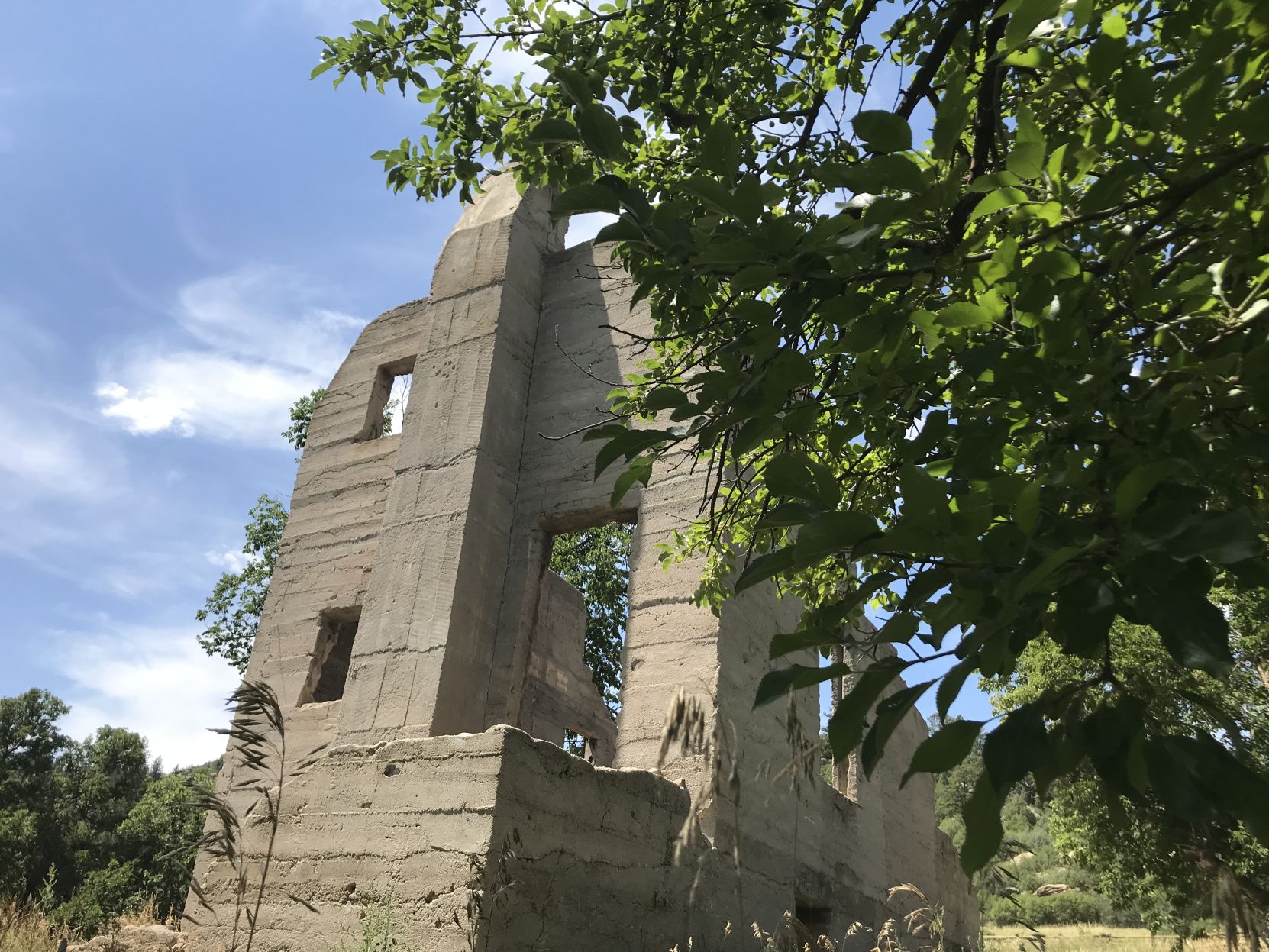 castlewood homestead.jpg